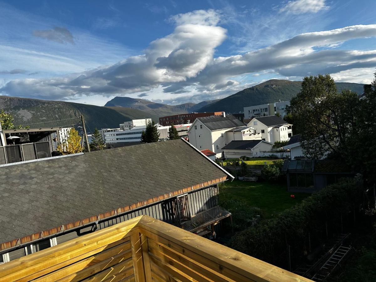 Tromso Central Guest House With Parking Экстерьер фото